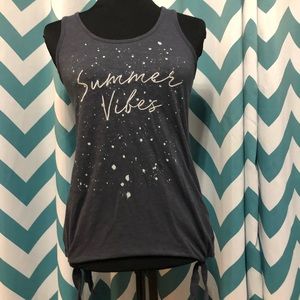 ❤️NWOT Absolutely adorable Maurices ❤️tank